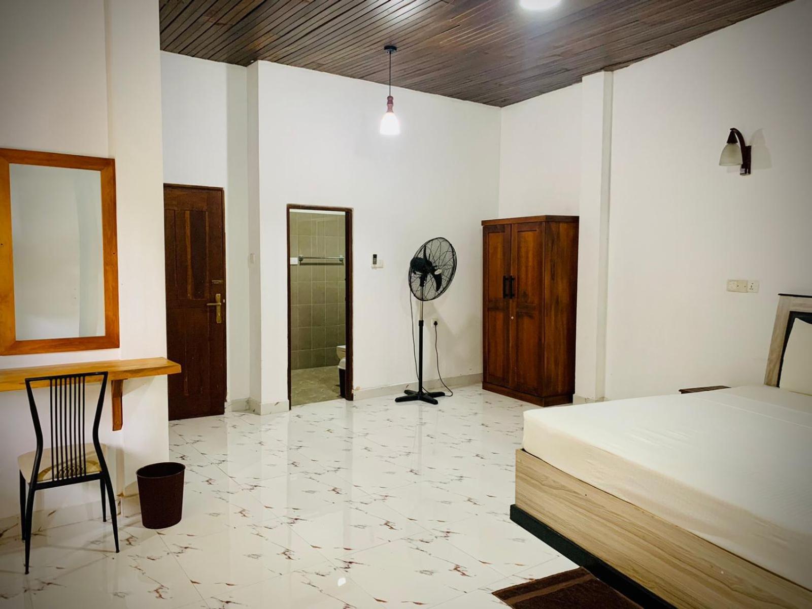 Elepath Lodge- Pinnawala 宾那伟拉 外观 照片